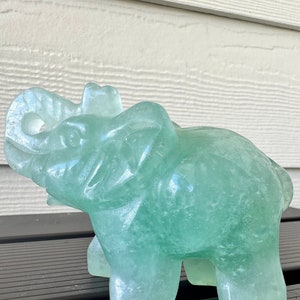 FLUORITE ELEPHANT