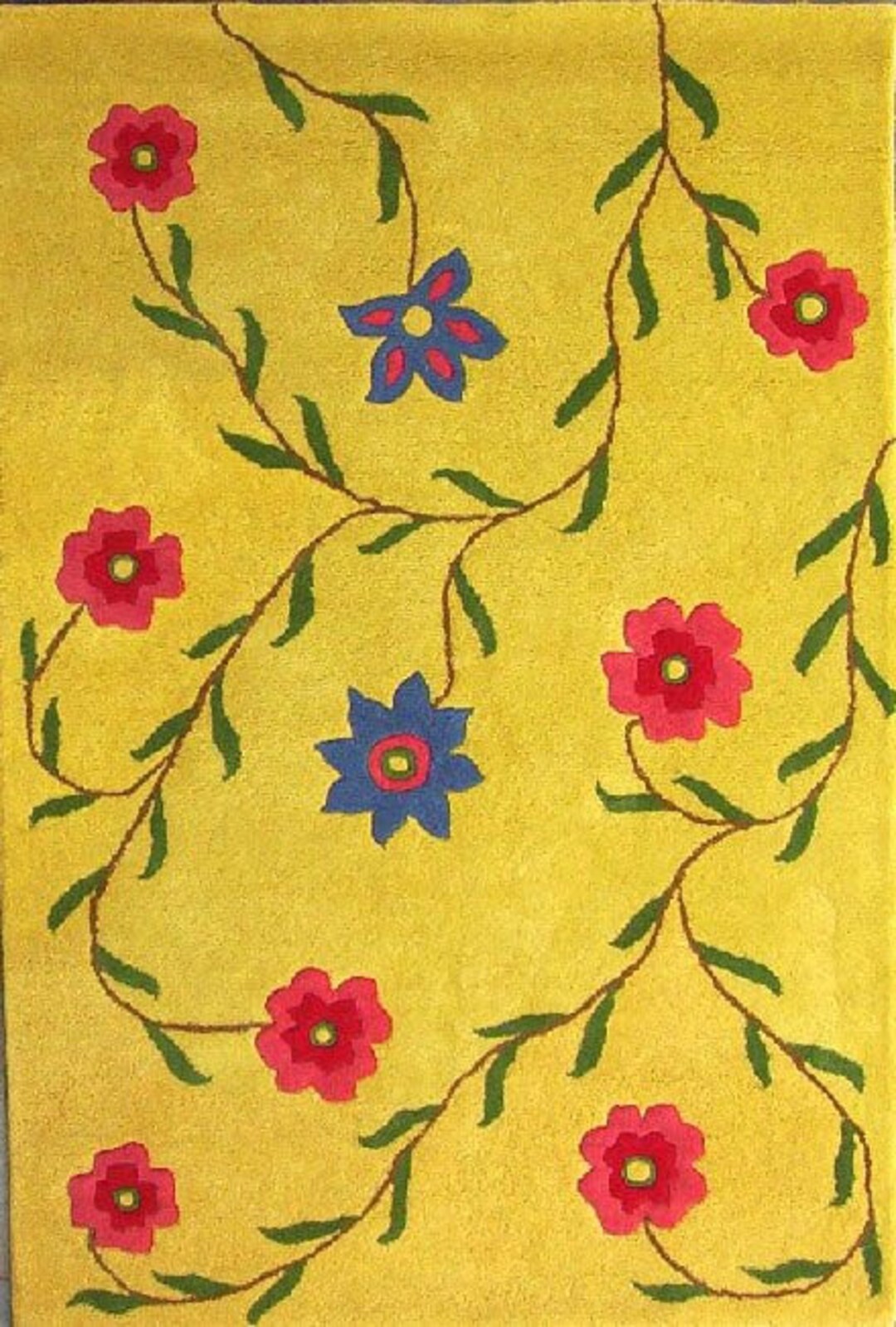 Yellow Floral Design Print Hand Tufted Woolen Rug, New Zealand Wool Rug ...