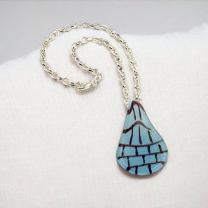 statement glass drop pendant on silver plated link necklace
