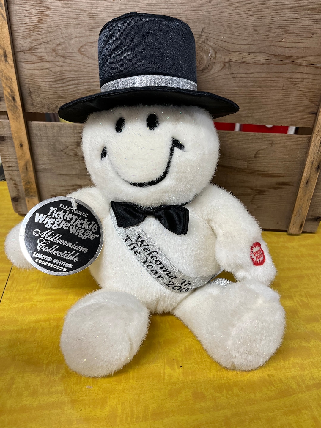 Laughing Snowman Tickle Tickle Wiggle Wiggle Vintage, Christmas