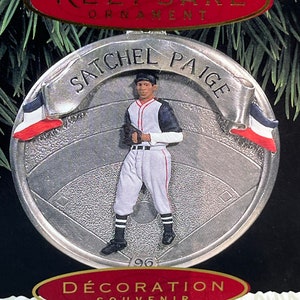Árbol de Navidad Satchel Paige Baseball MBA Ornament Hallmark Vintage Tarjeta coleccionable incluida NIB Baseball Heroes Keepsake
