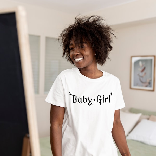 Baby Girl Black and White T-Shirt | Handmade with Love | Strong, Confortable and Stylish | Best Gift for your Baby Girl | #BabyGirl #GFgift