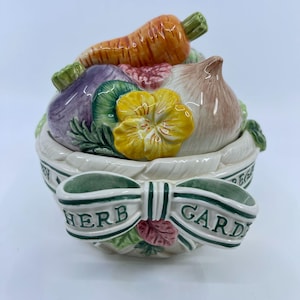 vintage fitz & floyd herb garden covered bowl hand painted vegetable theme 1996