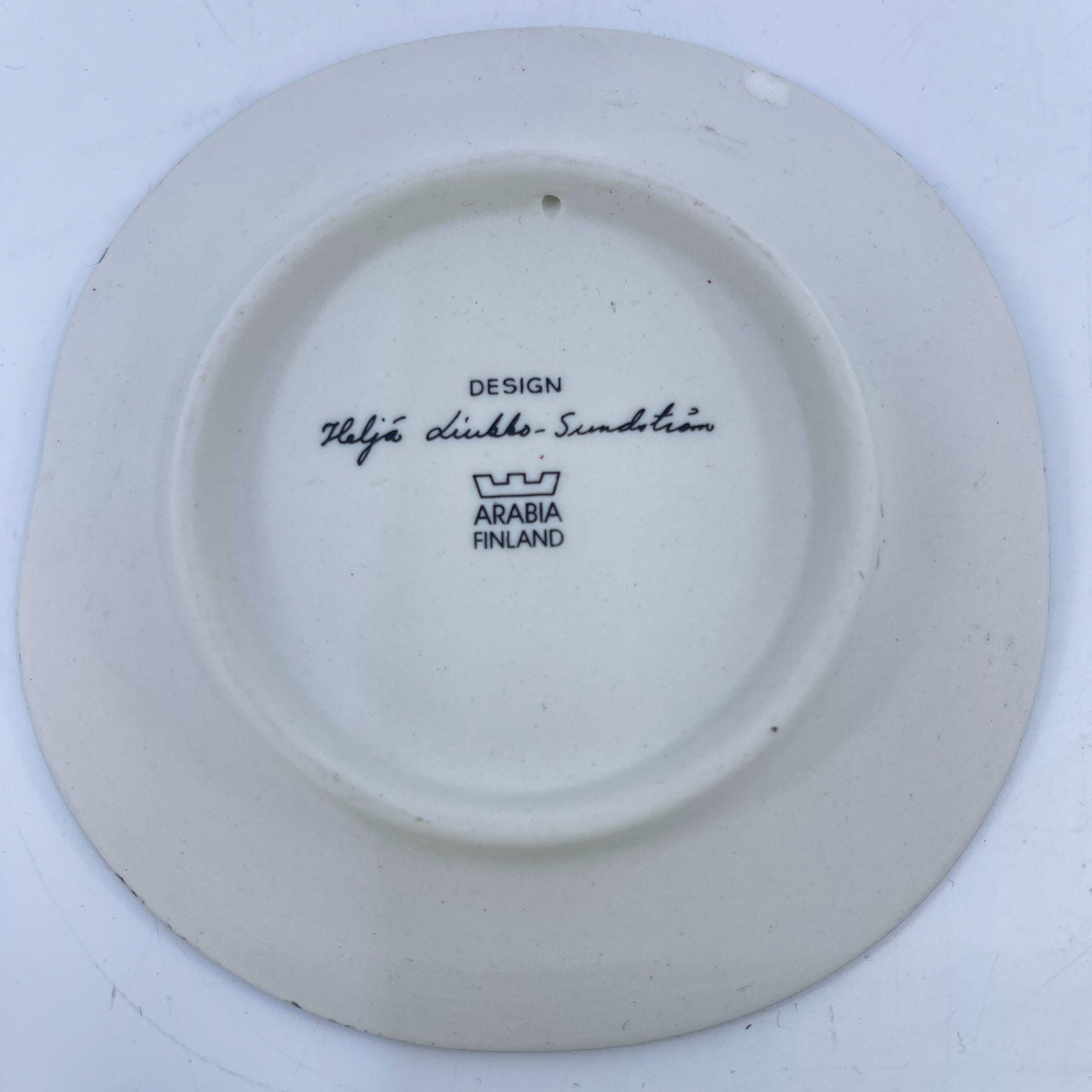 Vintage Arabia Finland Heljä Liukko Sundström Ceramic Plate With