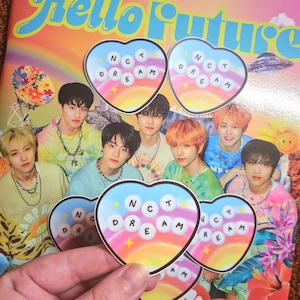 Adesivo a forma di cuore NCT Dream Hello Future nctzen kpop merch