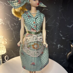 Vintage Style 4 piece Ensemble Dress, Belt, Scarf & Apron