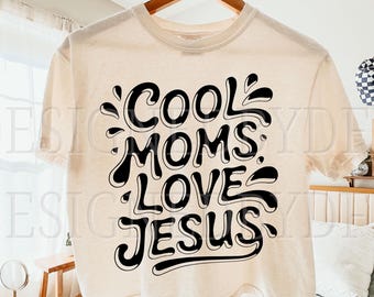 Jesús PNG, Camiseta retro de Jesús Png, Cristiano Png, Diseño genial de "Mamás aman a Jesús" Png, Versículo bíblico Png, Fe Png, Camiseta cristiana moderna para mamás Png