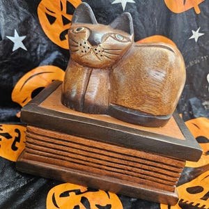 Vintage Hand Carved Wooden Cat Hinged Box, Jewelry Box