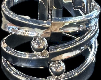 Contemporary silver cuff