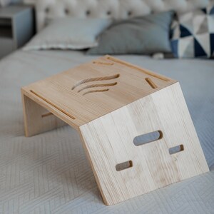 Escritorio plegable de madera de pino para portátil, estación de trabajo para cama, escritorio portátil para portátil