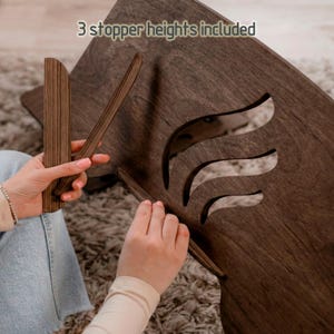 Copy for lcapote (Madeira) | 17-inch Laptop Stand, 50 deg. Tilt, Foldable Lap Desk, Portable Wood Laptop Desk for Bed, Work-from-Home Gift bild 12