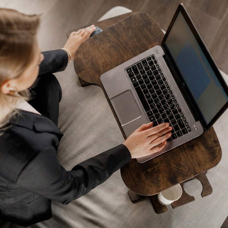 Copy for lcapote (Madeira) | 17-inch Laptop Stand, 50 deg. Tilt, Foldable Lap Desk, Portable Wood Laptop Desk for Bed, Work-from-Home Gift bild 11