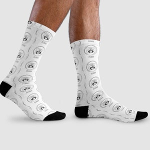 Pedro Socks – Funny socks with raccoon motif – Gift for Pedro fans – black and white – funny statement socks – unisex socks