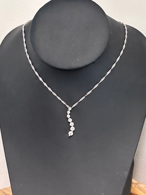 14k White Gold Diamond Necklace 18”