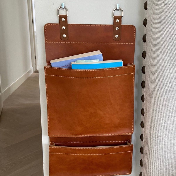 Leather wall Organizer, wall Pocket Organizer, document organizer wall, wall mail pocket, Room Organizer, device organizer, wall storage