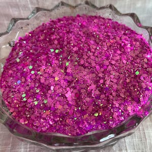 Fuchsia Berry Bliss Color Shifting Glitter | Iridescent Chucky Glitter Mix | Epoxy and Resin Art | Crafts | Nail Art | CM72