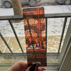 Marcapáginas duradero con vidrieras de personajes de Ghibli imagen 2