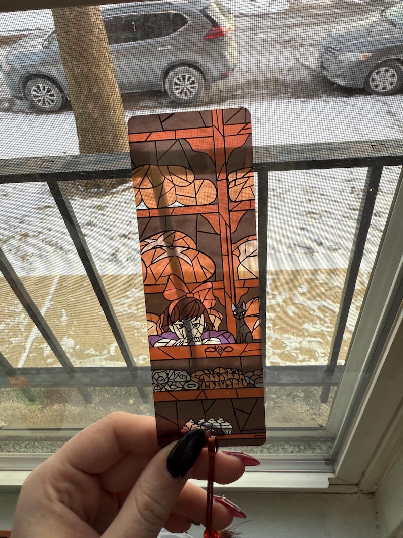 Marcapáginas duradero con vidrieras de personajes de Ghibli imagen 2