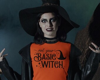 Camiseta Not Your Basic Witch - 13 cores