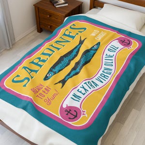 Manta de felpa con estampado de sardinas en conserva - Acogedora manta de terciopelo para amantes del marisco - Decoración náutica playera - Regalo ideal para la abuela costera imagen 8