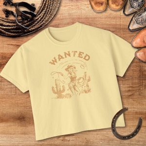 Wanted Women&#39;s Boxy Tee - Cowgirl Vibes Vintage Distressed Tee - Country Concert Outfit - Western Theme Top