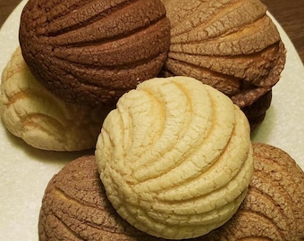 Authentic Mexican Conchas – Pan Dulce Sweet Bread – Freshly Baked Variety Box (4 Pack, 6 Pack, 12 Pack) | Pynkie Promise Bakery Gift box