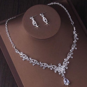 Bridal Jewelry set Bridesmaid Jewelry Wedding Jewelry Bridal Necklace Earrings set Drop Necklace and Earrings set Necklace and Earrings set