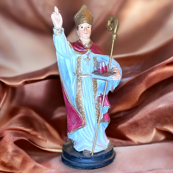 Sacred Treasures in Porcelain: Vintage Statuettes of San Gennaro, Sant'Antonio da Padova and San Pio da Pietrelcina - Spiritual Christmas Gifts