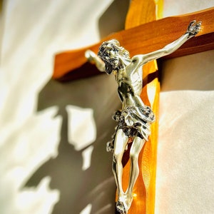 16&quot; Cherry Crucifix with silver-plated resin Corpus