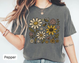 Flower Shirt, Gift For Her, Flower Shirt Aesthetic, Floral Graphic Tee, Floral Shirt, Flower T-shirt, Wild Flower Shirt, Wildflower T-shirt