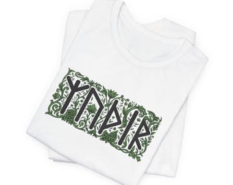 Camiseta con runas vikingas "Madre" y estampado de enredaderas, para el Día de la Madre, con nudos celtas decorativos.