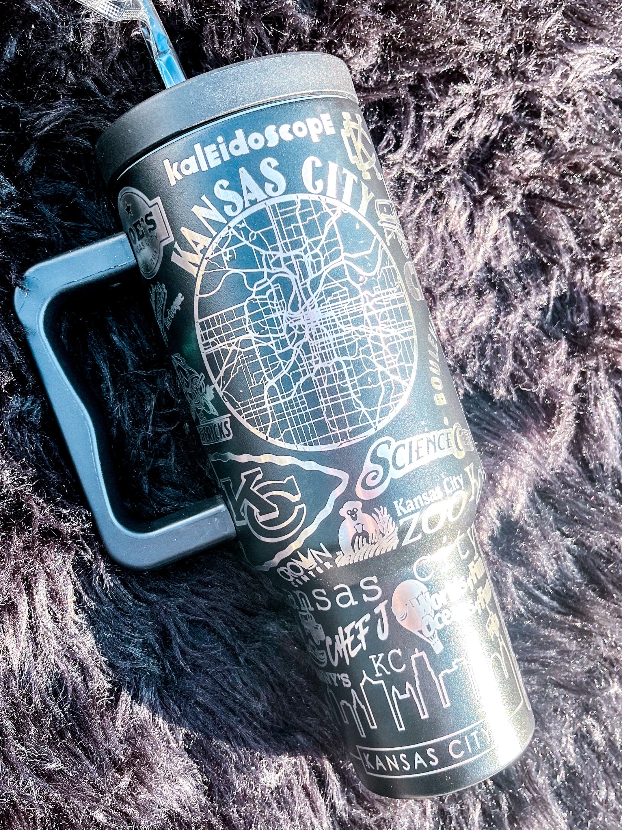 Personalized 40 oz Charger Tumbler with Handle - Kansas City Kreations