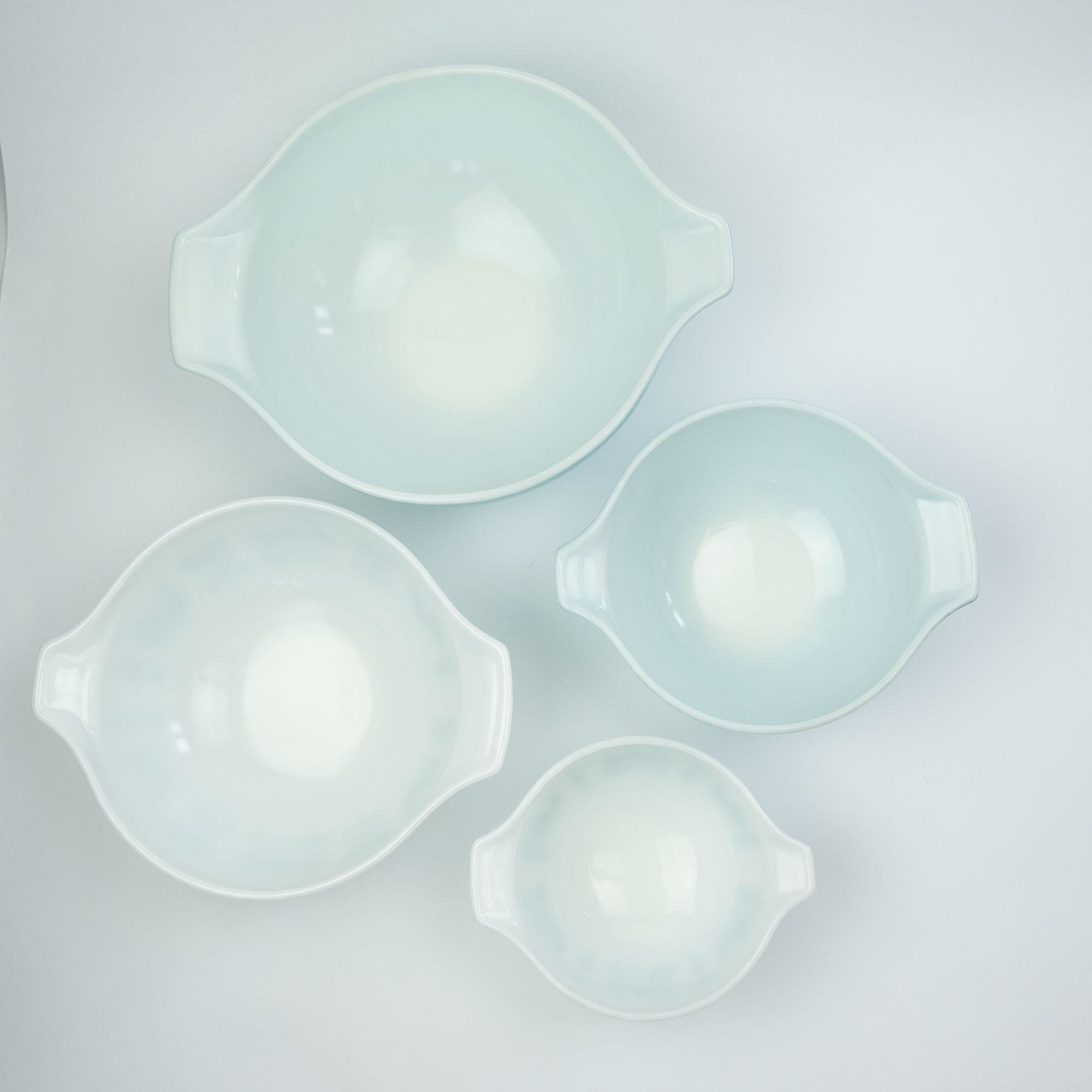 Butternut Pyrex Vintage Pyrex Amish Butterprint Turquoise & White Nest 4 Cinderella ...