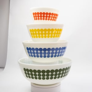 VTG Pyrex DOT Mixing 4 Bowl Set - #404, 403, 402 & 401