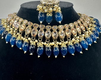 Marineblauwe Kundan Polki Choker Set met Jhumka en Tikka Indiase sieraden Bollywood sieraden Pakistaanse sieraden ontwerper parelset Desi sieraden