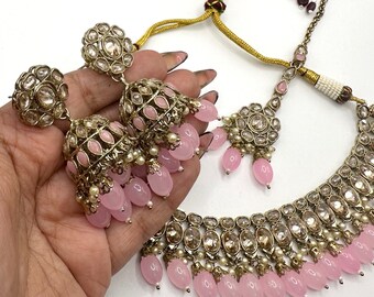 Baby roze Kundan Polki choker set met Jhumka en Tikka Indiase sieraden Bollywood sieraden Pakistaanse sieraden ontwerper parel set Desi sieraden