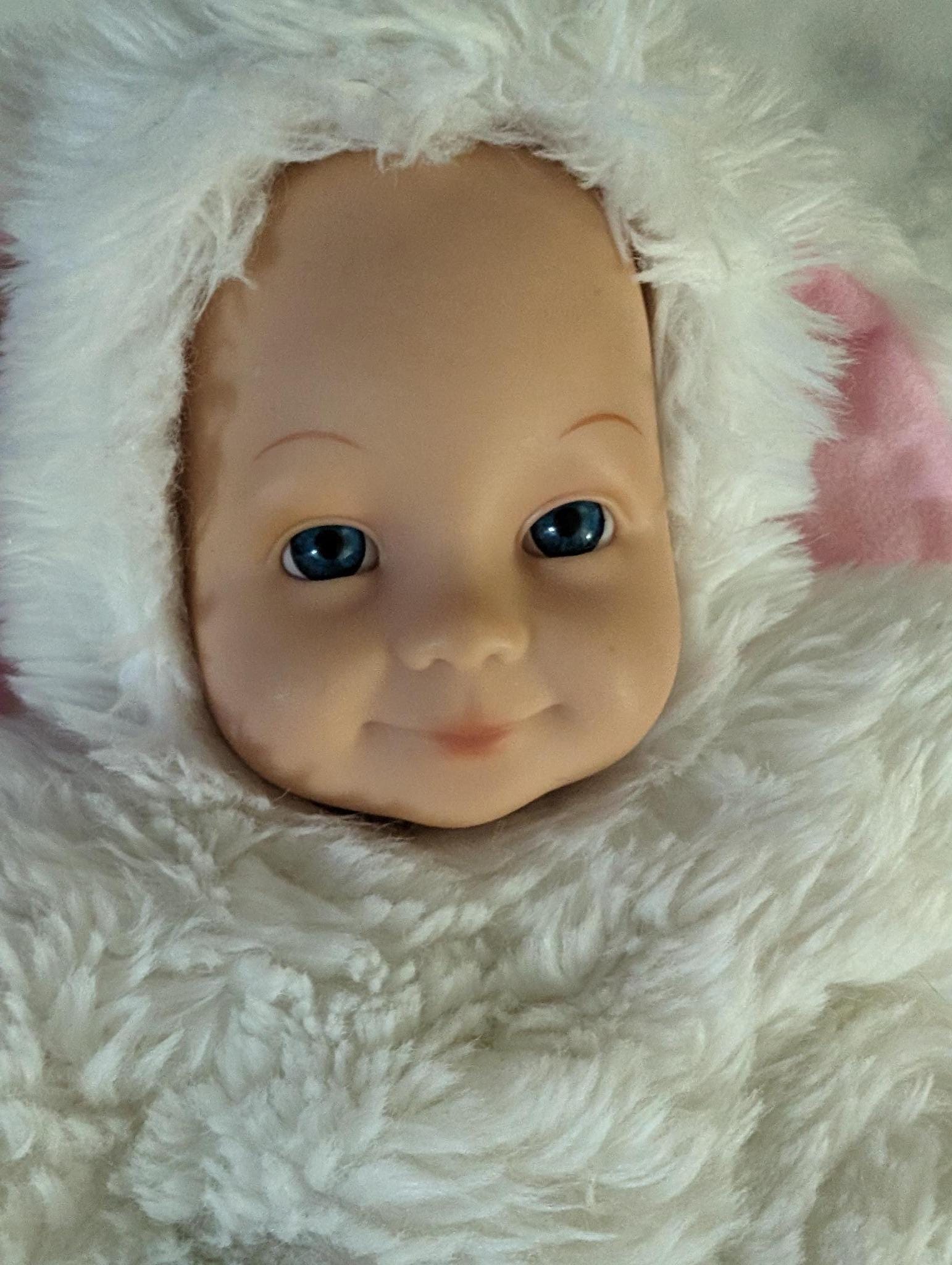 Peluche n°L41 : lapin bébé ANNE GEDDES 13cm
