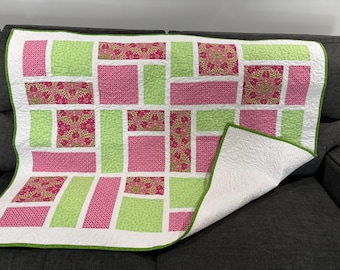Shabby Sweet Pink & Green Quilt