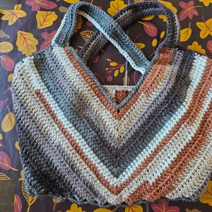 Crochet V-neck Crop Top