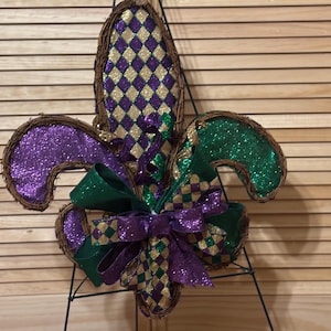 Mardi Gras fleur de lis