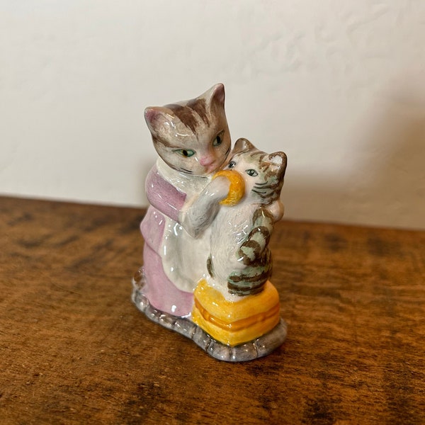 Beatrix Potter’s - Tabitha Twitchit and Miss Moppet, 1976 Beswick England.