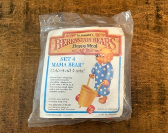 BERENSTAIN BEARS | Vintage 1987 Mama Bear McDonalds Happy Meal Toy