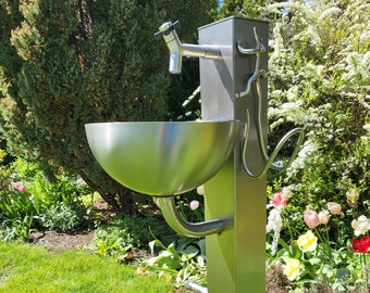 Station d'eau de jardin en acier inoxydable