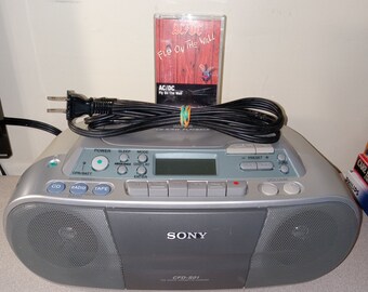 Sony CFD-S01 Radio/CD/Cassette Player Stereo Boombox Tested Working