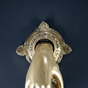 Exquisite door knockers, not just practical but also perfect for home adornment. Crafted with precision, they add a touch of elegance, making them ideal gifts for loved ones.