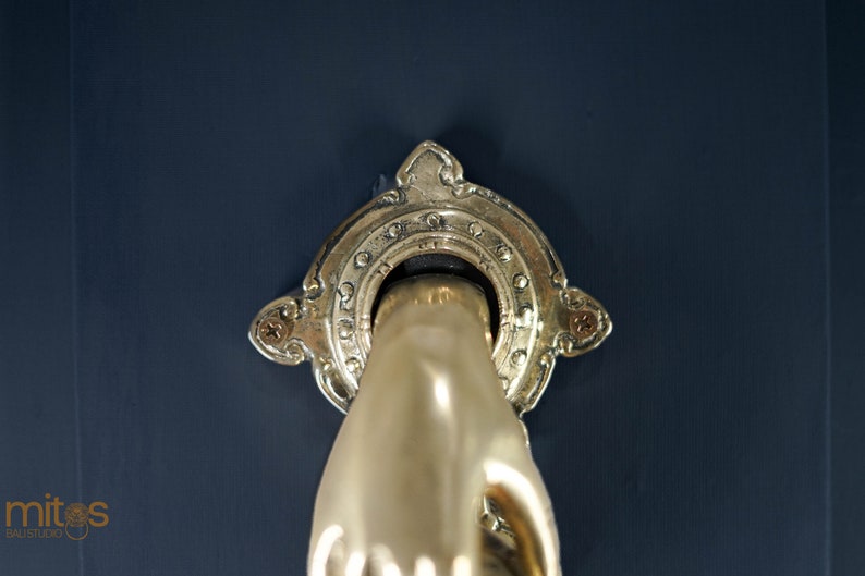 Exquisite door knockers, not just practical but also perfect for home adornment. Crafted with precision, they add a touch of elegance, making them ideal gifts for loved ones.