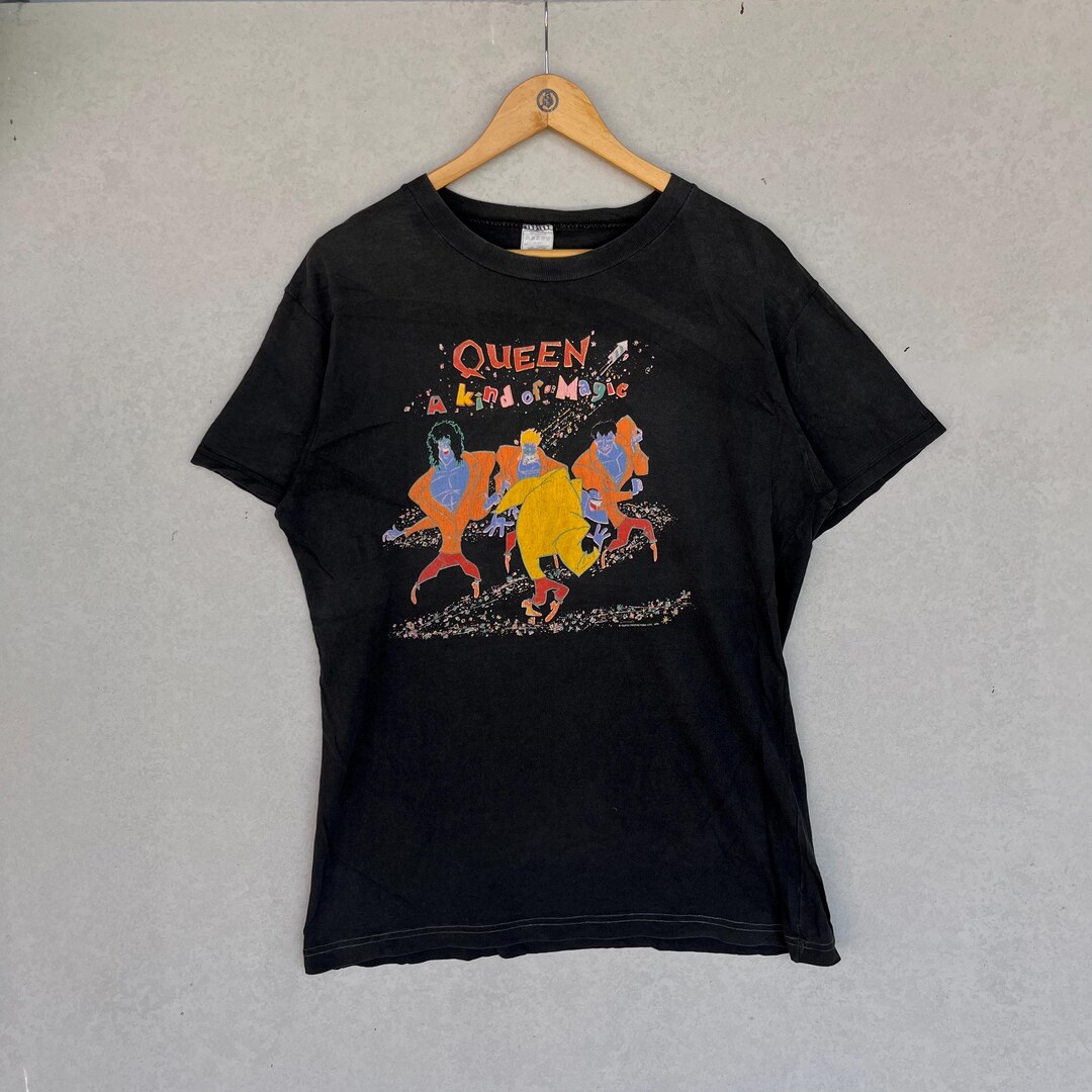 Vintage Black Queen A Kind of Magic Band Tee Size L - Etsy