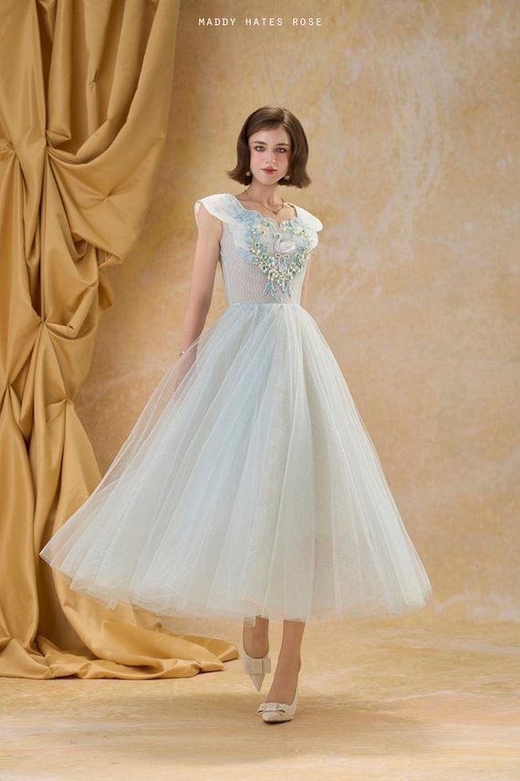 green emerald velvet dress ZYSWCHB Vintage Cute Fairy Dress Women Bow Elegant Party Midi Dresses Women  Long Sleeve Ruffle Dress (Color : Pink, Size : S) : Amazon.de: Fashion