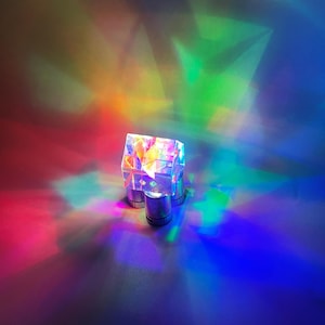 Mini K9 Crystal House Sunlight Catcher, Rainbow Maker, prisma a cubo quadrato, divisione della luce, decorazione da tavolo