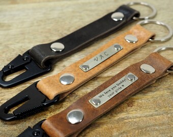 Personalized Leather Keychain, Custom Leather Keychain, Anniversary gift, leather initials keychain, Groomsman Gift, Engraved Keychain,